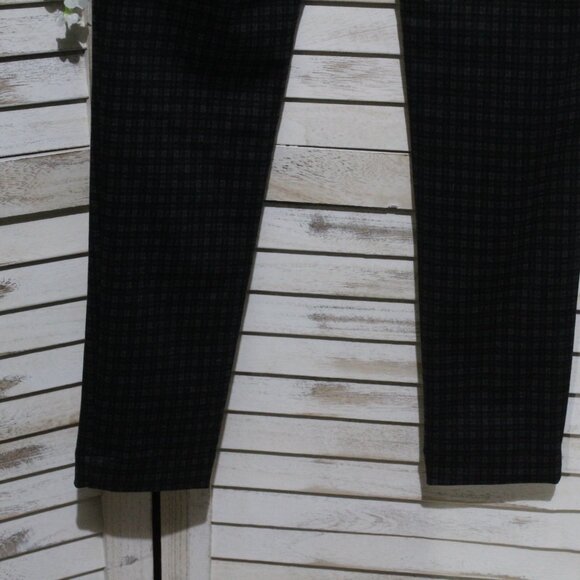 Calvin Klein pull-on plaid tapered stretch pants (492) - Picture 6 of 10